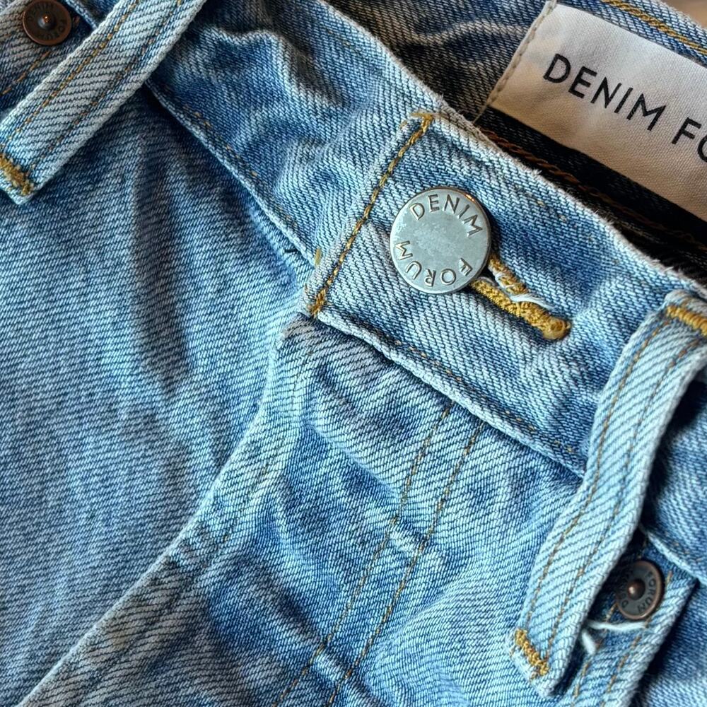 Aritzia Denim Forum Ex Boyfriend Jeans Organic Cotton Light Wash Women Size 27 - Picture 10 of 11